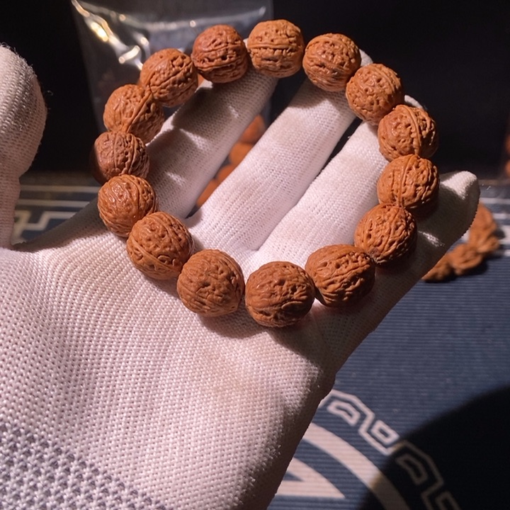 文玩核桃手串W**.…………