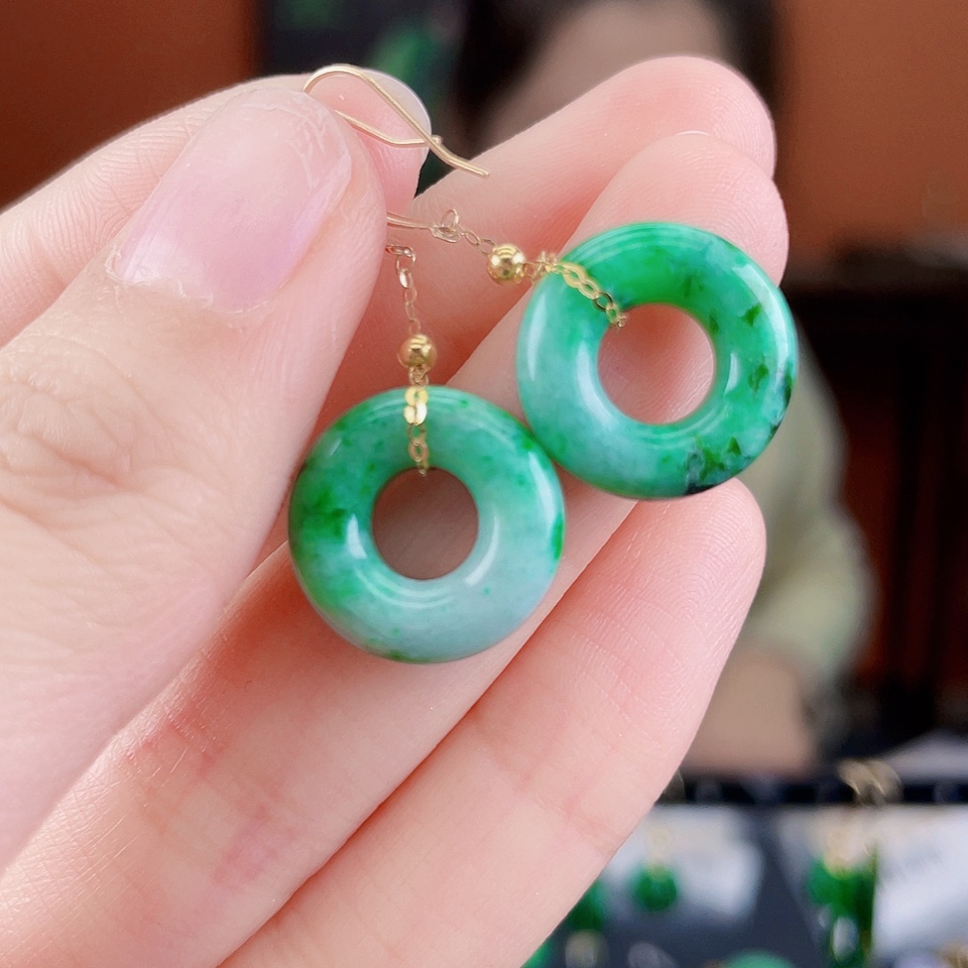 翡翠18K金镶嵌耳饰