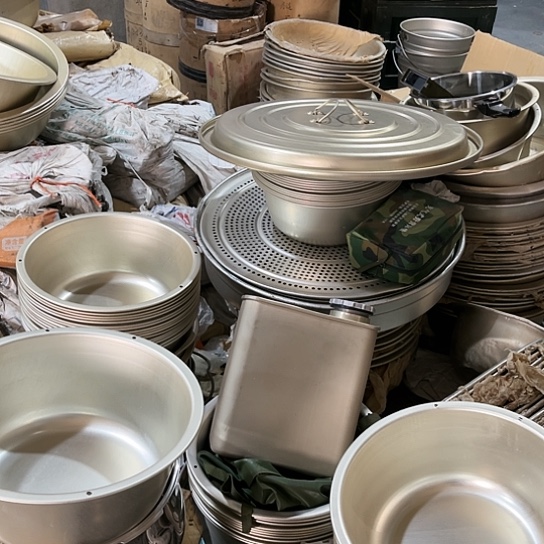 【闪购商品】两个全新铝锰合金油桶