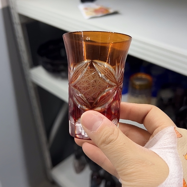 J****手柄款水晶玻璃微瑕一个