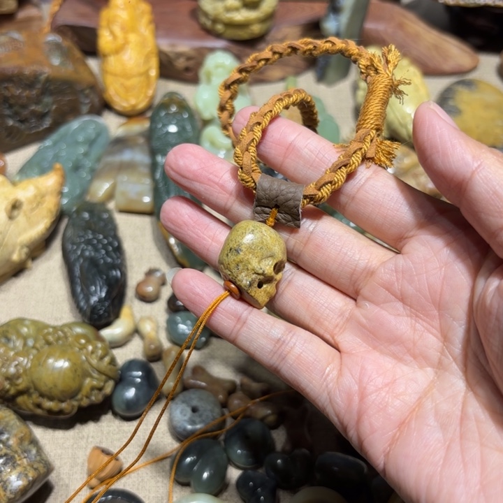 ༺***༻和田玉（糖玉）未镶嵌颈饰