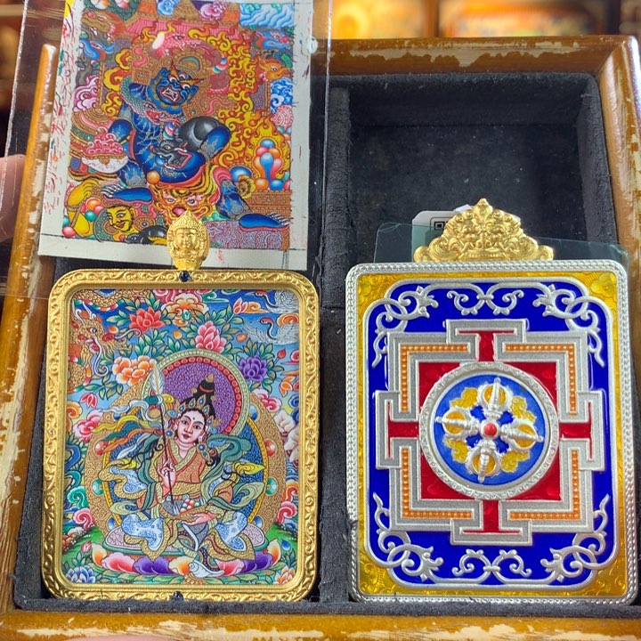 吊坠d****.热贡纯手绘唐卡黑财神 白拉姆