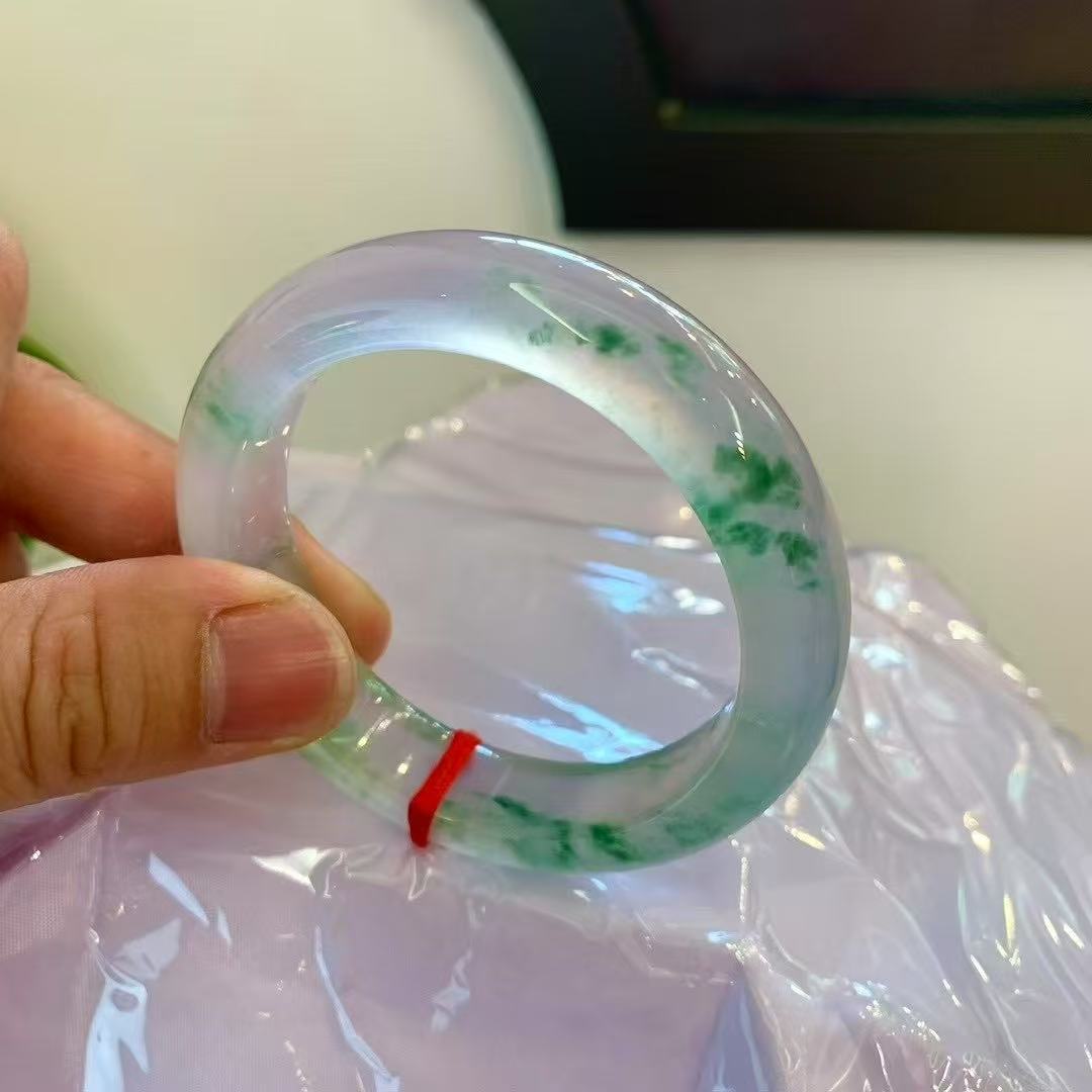 翡翠女款时尚冰透高冰飘花美人镯