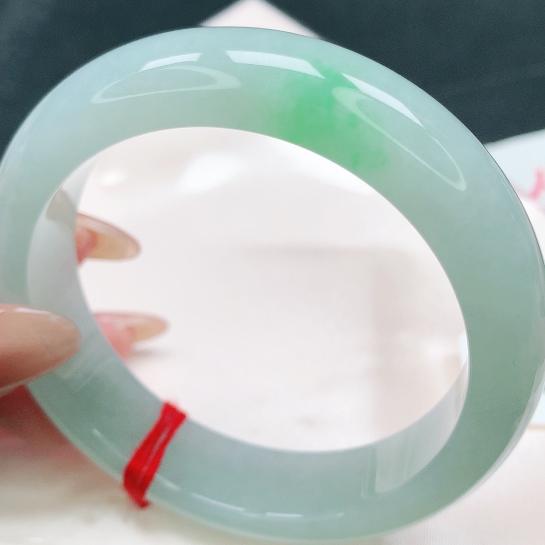 未镶嵌手镯翡翠完美85