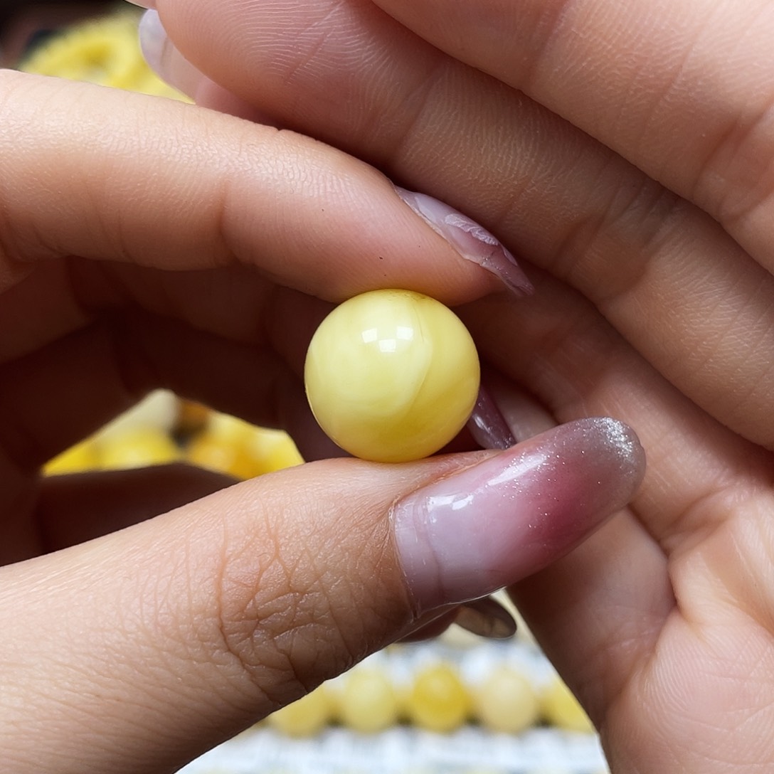 蜜蜡裸石未镶嵌圆珠14.3mm福利