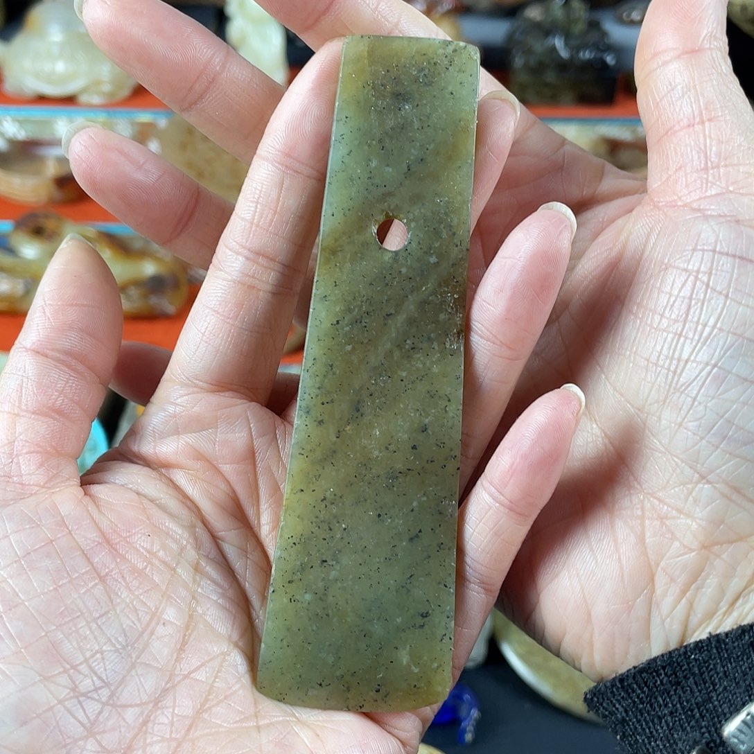 和田玉（糖玉）未镶嵌挂件