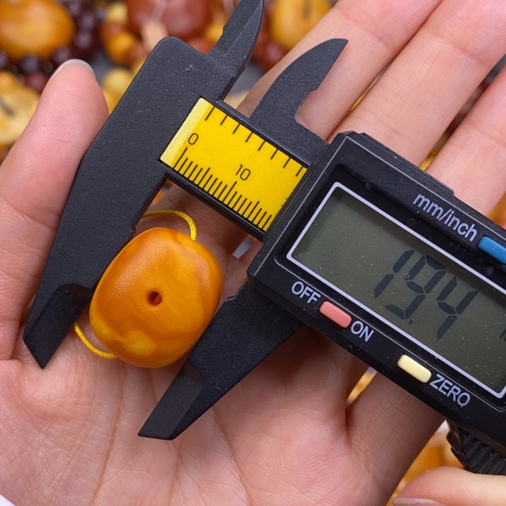 蜜蜡未镶嵌裸石蜜蜡M