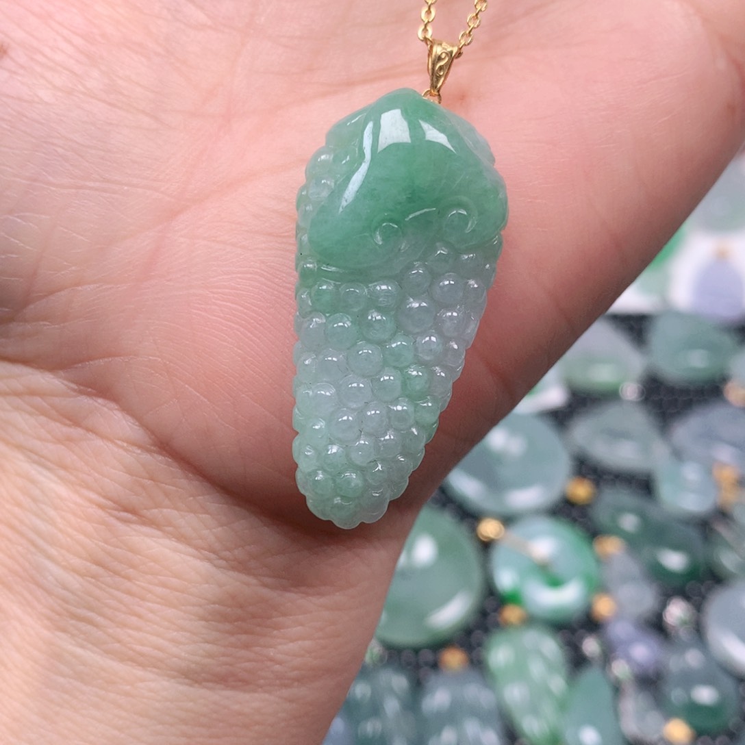 【闪购商品】翡翠吊坠(不含链)18K金镶嵌