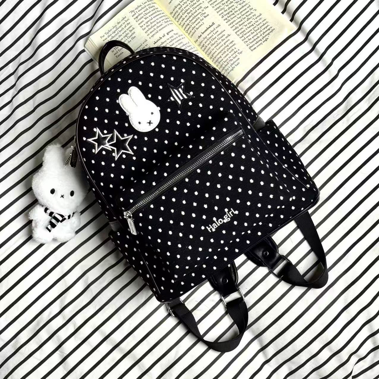 一张同学《长约26宽15高27cm》手提双肩背包C8875黑