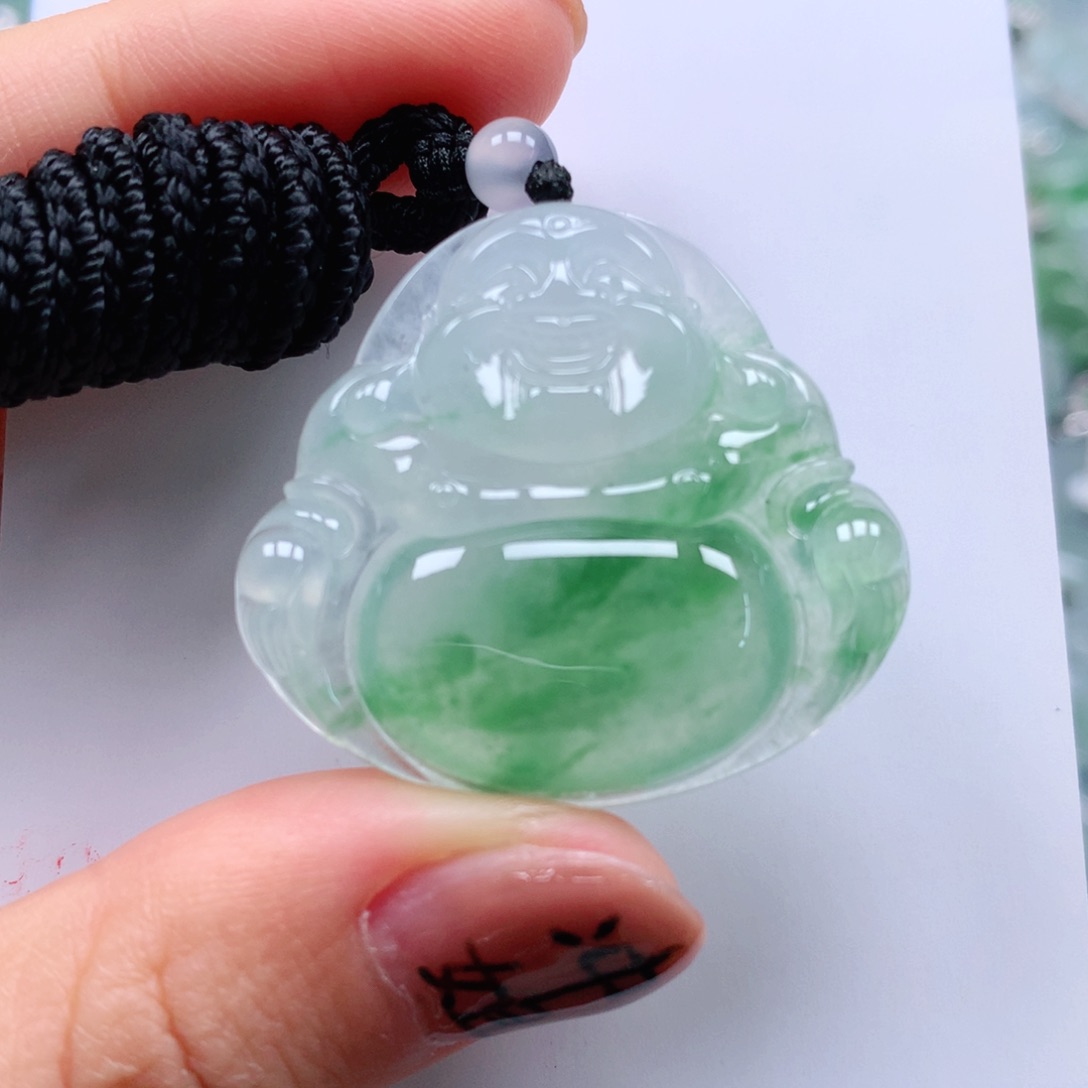 翡翠颈饰未镶嵌芒**糖天然翡翠