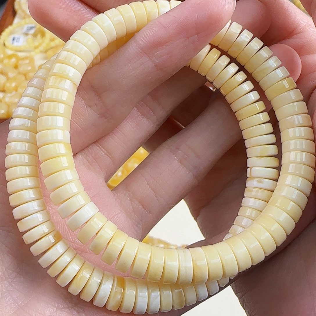 蜜蜡珠宝奇石未镶嵌多样性发一