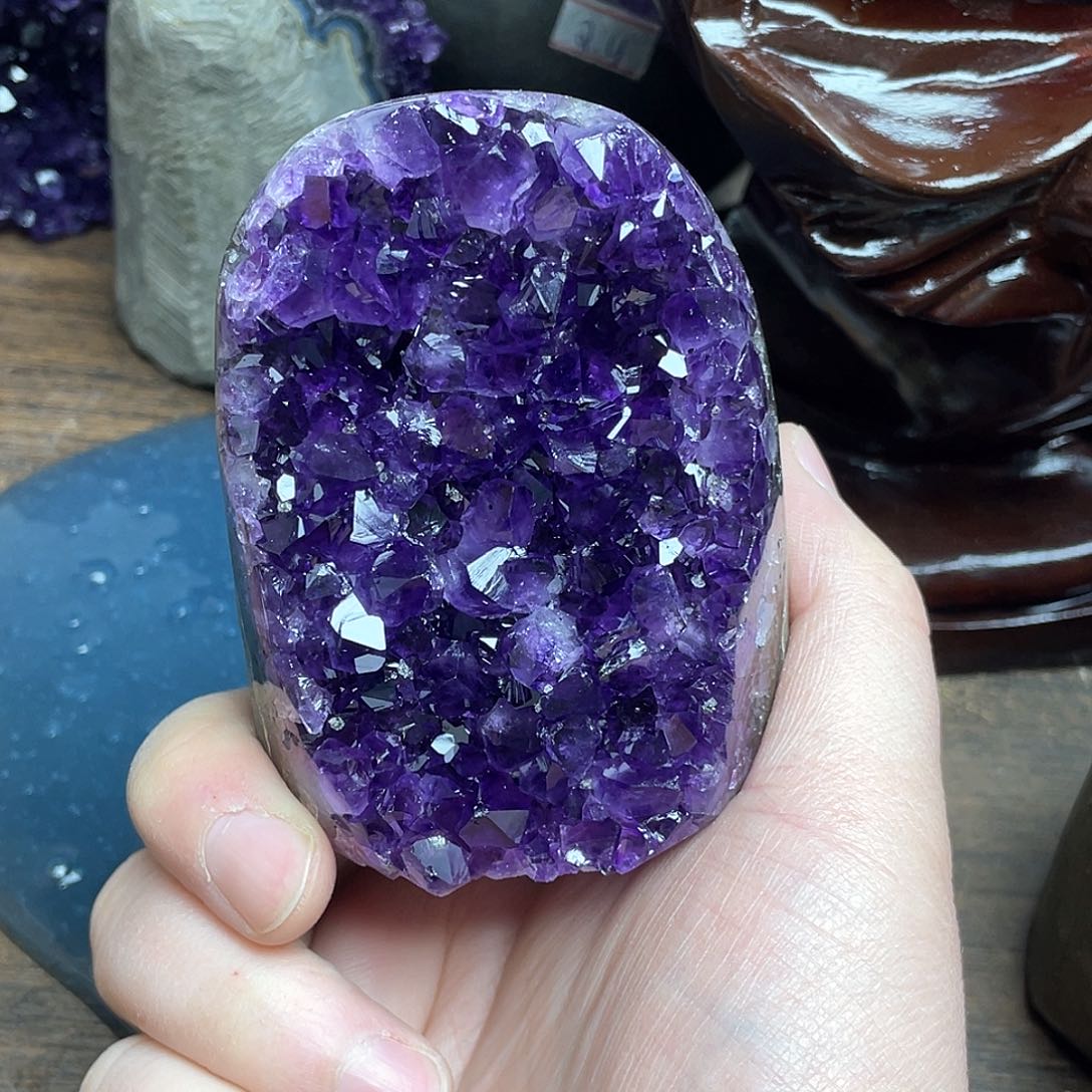 紫晶大型摆件（非配饰）未镶嵌