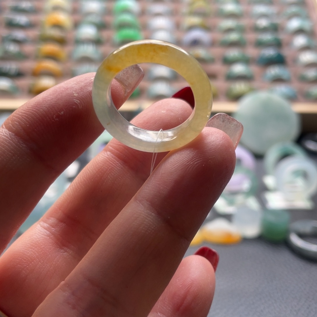 翡翠戒指未镶嵌戒指18有包容