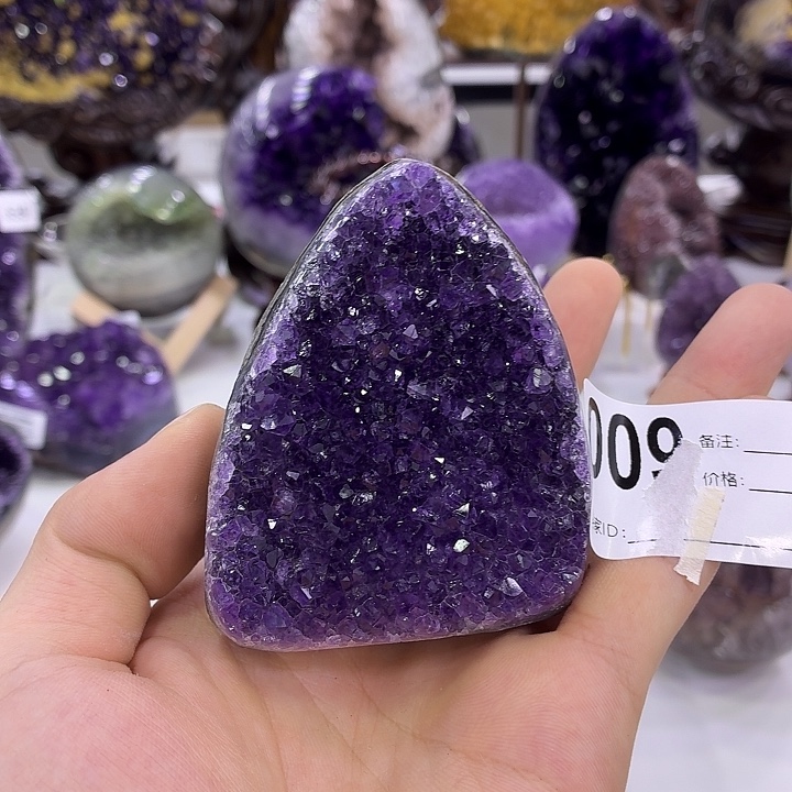 未镶嵌大型摆件（非配饰）水晶