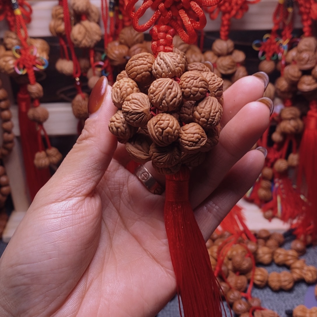 桃核吊坠龙纹桃枭