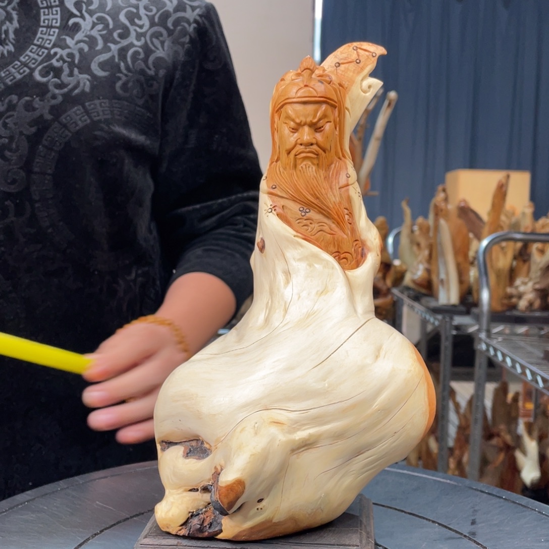 柏木（崖柏）随型摆件