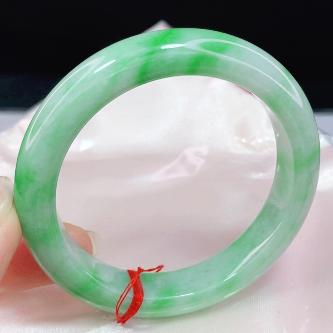 未镶嵌手镯翡翠55.6正圈