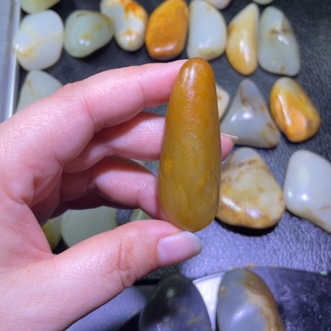 缠***戏和田玉（子料）未镶嵌颈饰