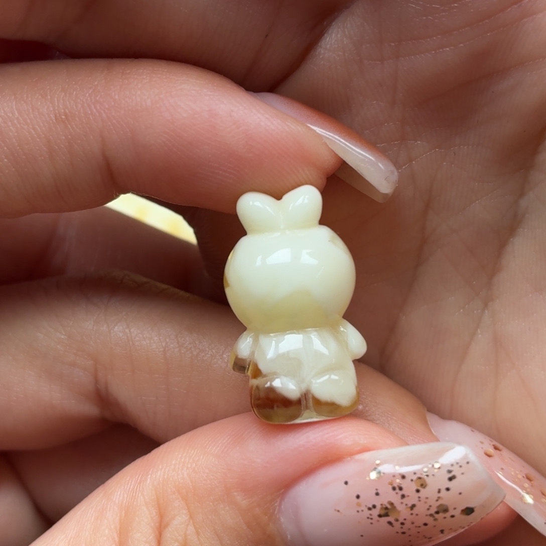 琥珀未镶嵌裸石蜜蜡