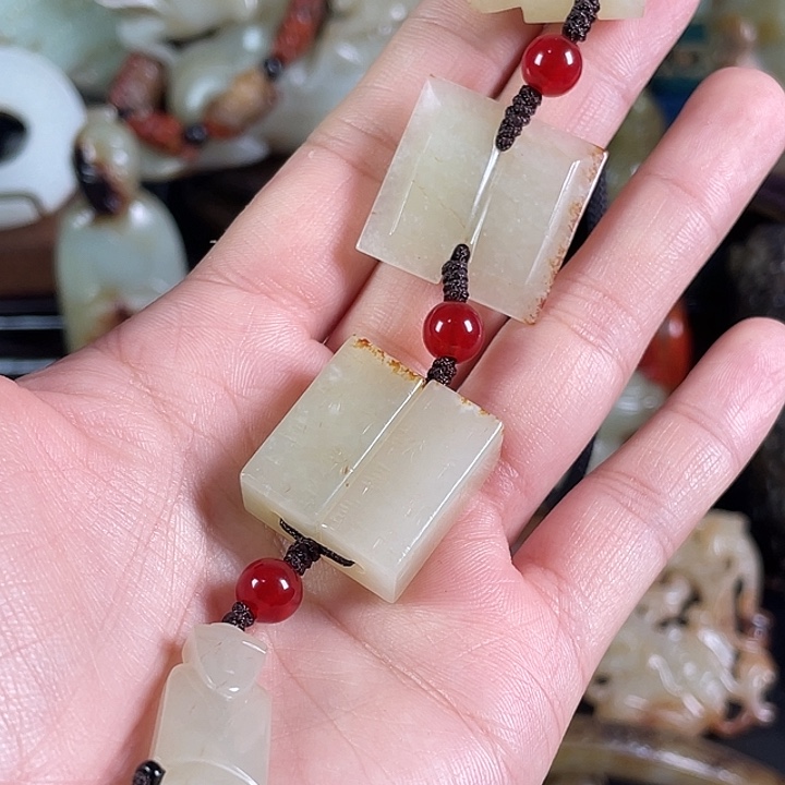 湘***哥和田玉未镶嵌挂件