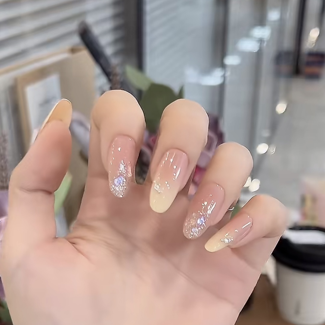 【奶黄泡芙】 纯欲裸色简约温柔渐变气质纯手工穿戴甲