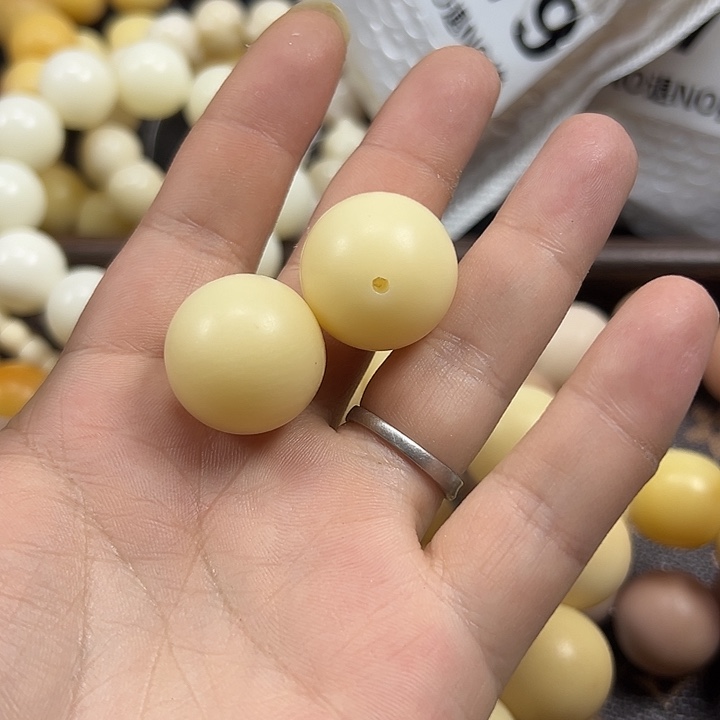马***萍吊坠菩提根/象牙果