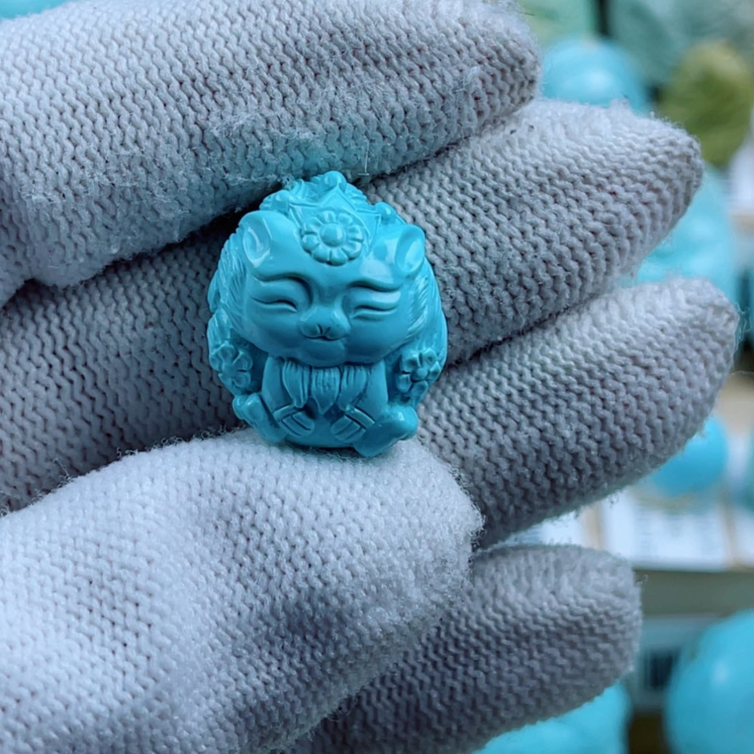 绿松石未镶嵌珠宝奇石