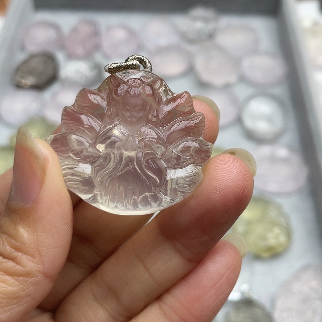 吊坠(不含链)未镶嵌水晶