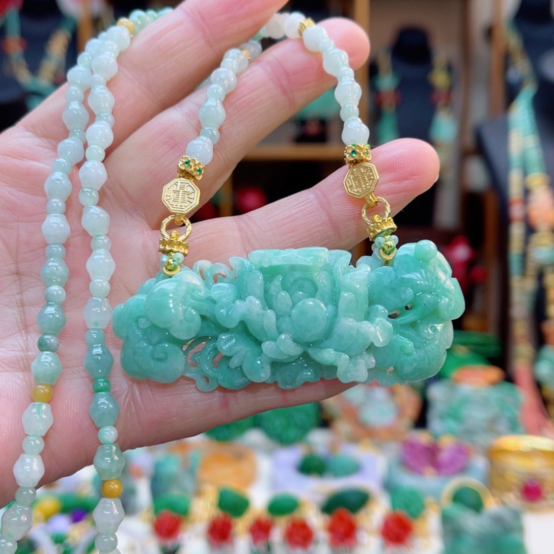 翡翠颈饰合金48小时鉴赏期