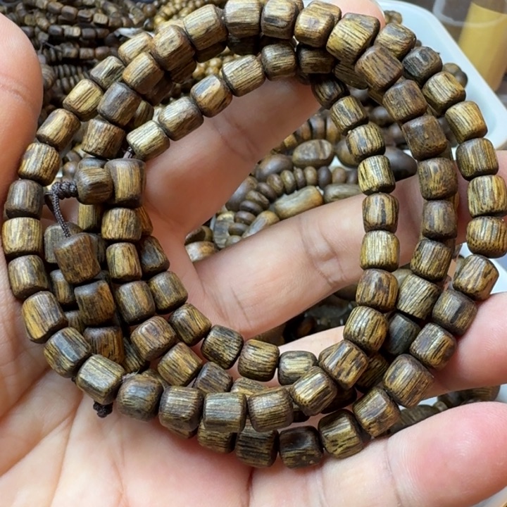 沉香手串乌身手串20克加