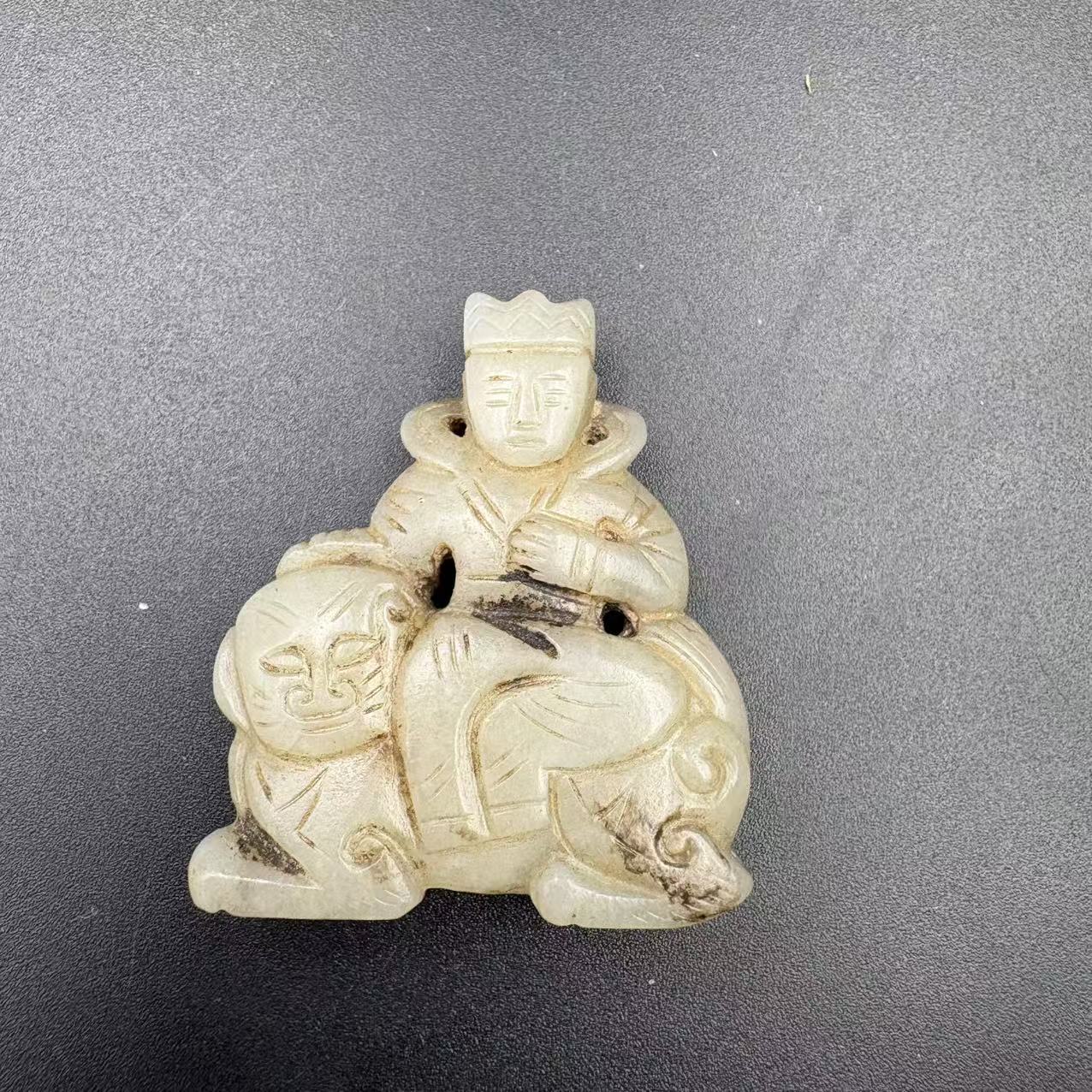 GWC-1222下午018和田玉胡人戏兽