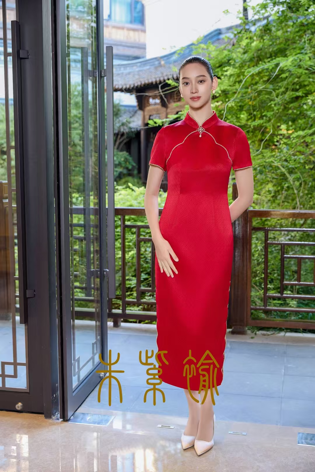 朱紫褕170152高端高贵奢华三醋酸旗袍裙子侧开叉高贵奢华婚庆礼服