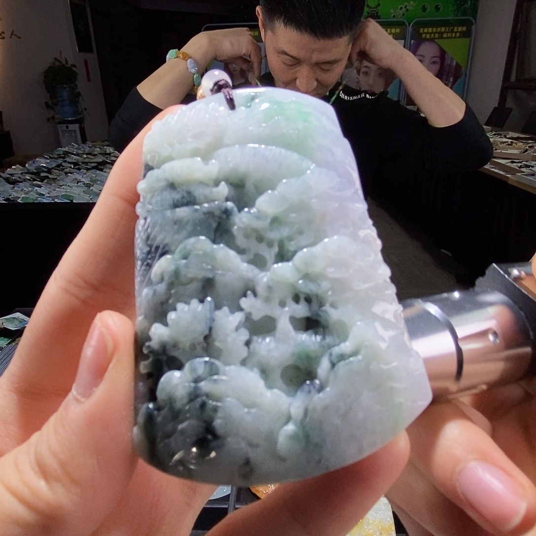 颈饰未镶嵌翡翠翡翠