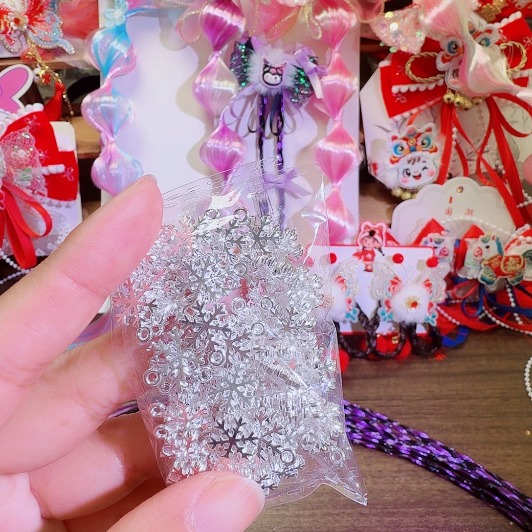 银色雪花吊坠50克