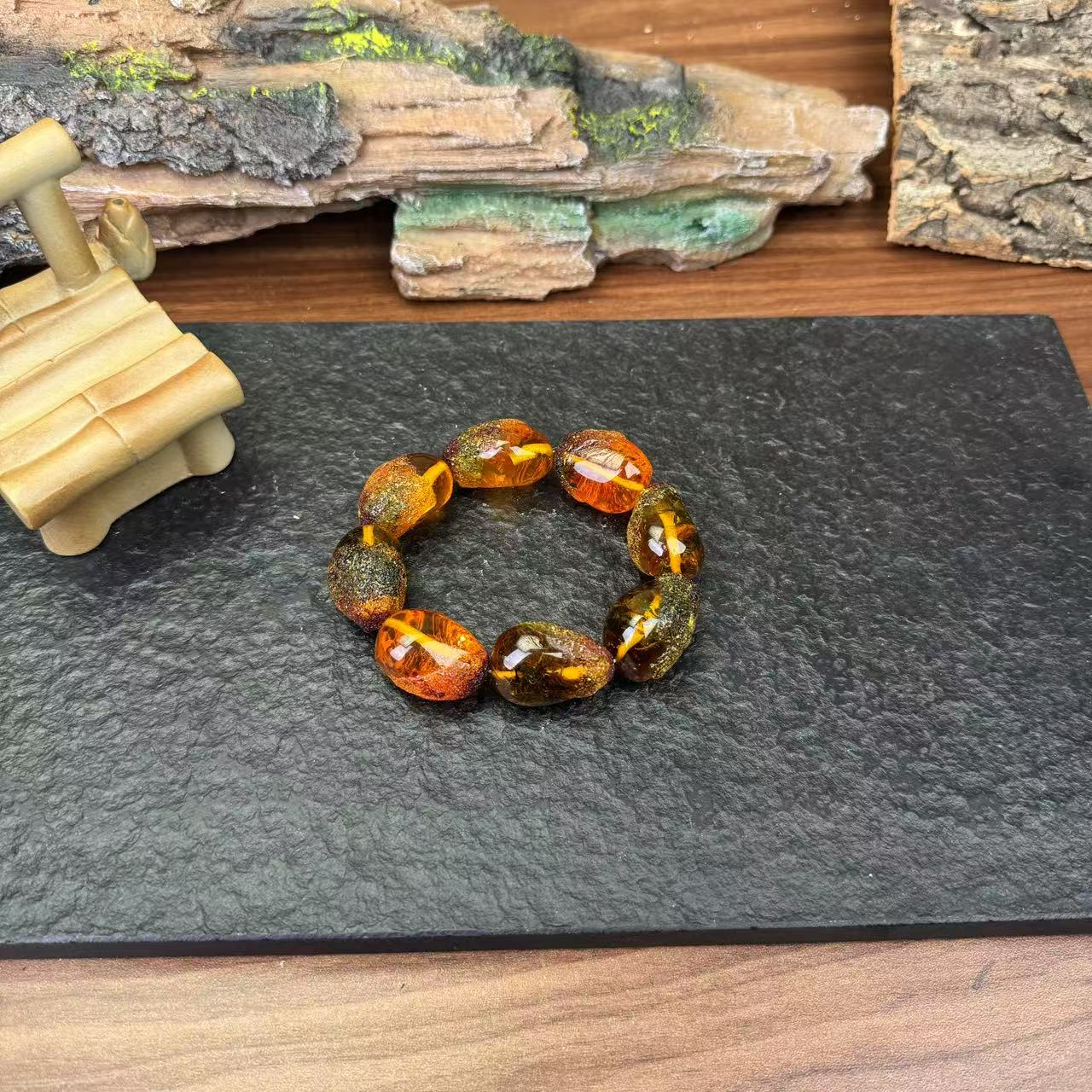 复古草珀植物珀手串SC067