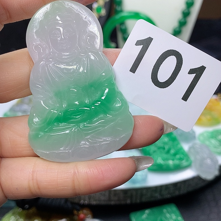翡翠吊坠(不含链)未镶嵌