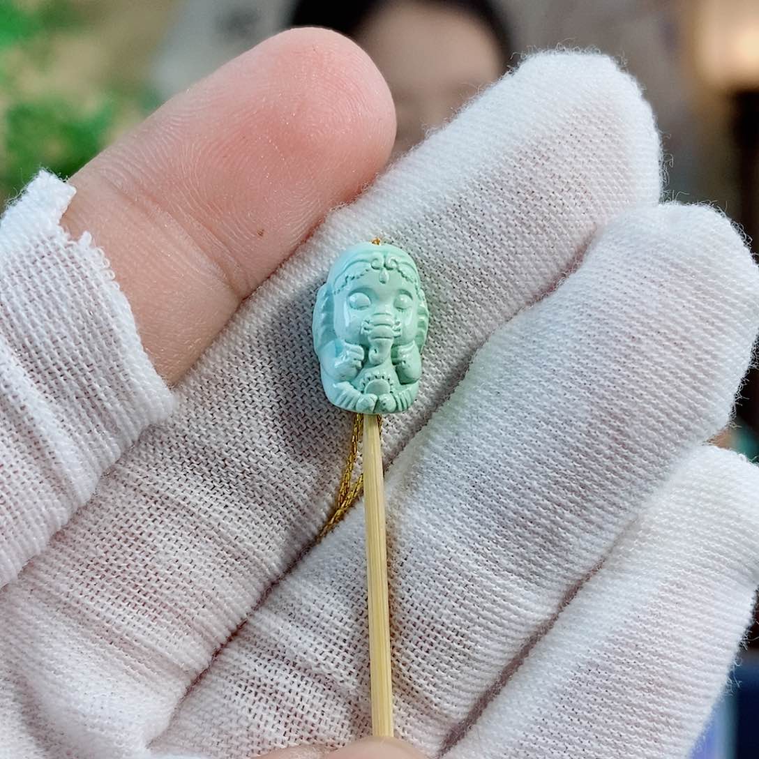 未镶嵌绿松石珠宝奇石