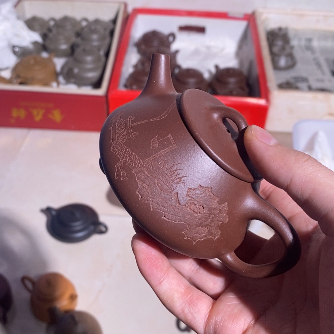 前***行紫砂公道杯。原矿宜兴紫砂茶壶