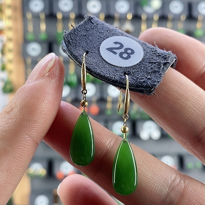 和田玉耳饰18K金镶嵌