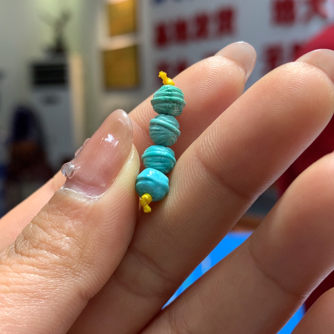 绿松石配饰未镶嵌