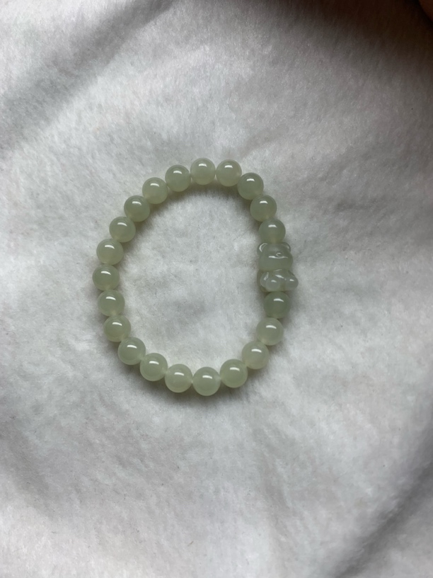 和田玉晴水手串加小熊配饰