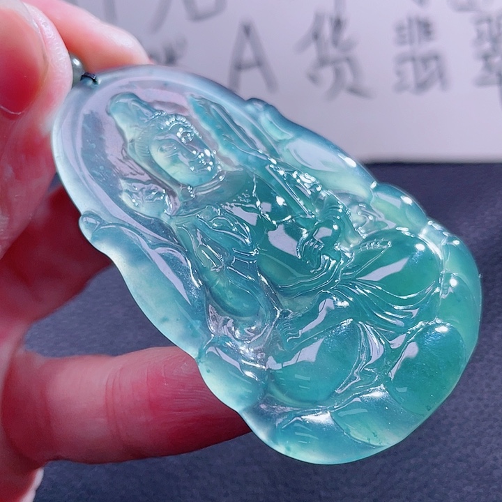 翡翠颈饰未镶嵌99999999