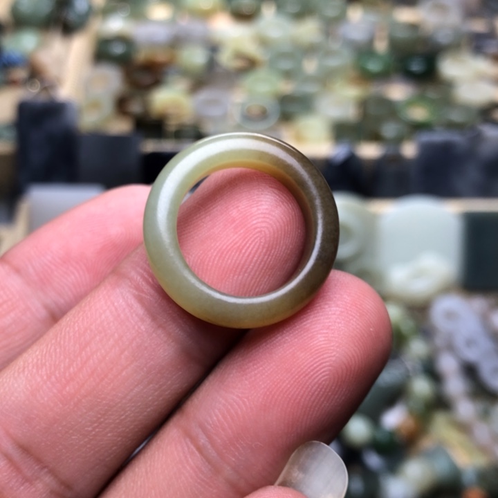 和田玉颈饰未镶嵌奇*®