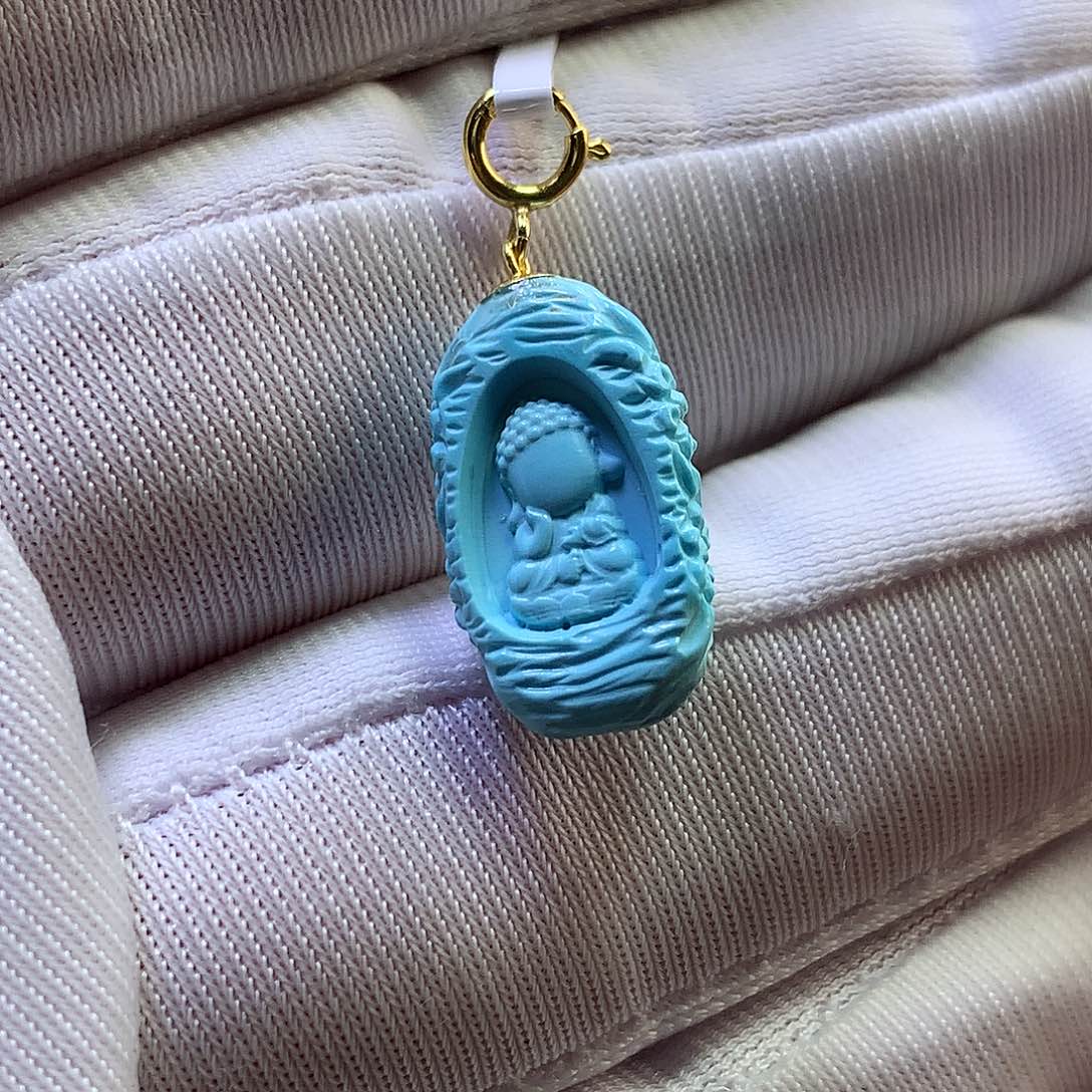 绿松石18K金镶嵌挂件