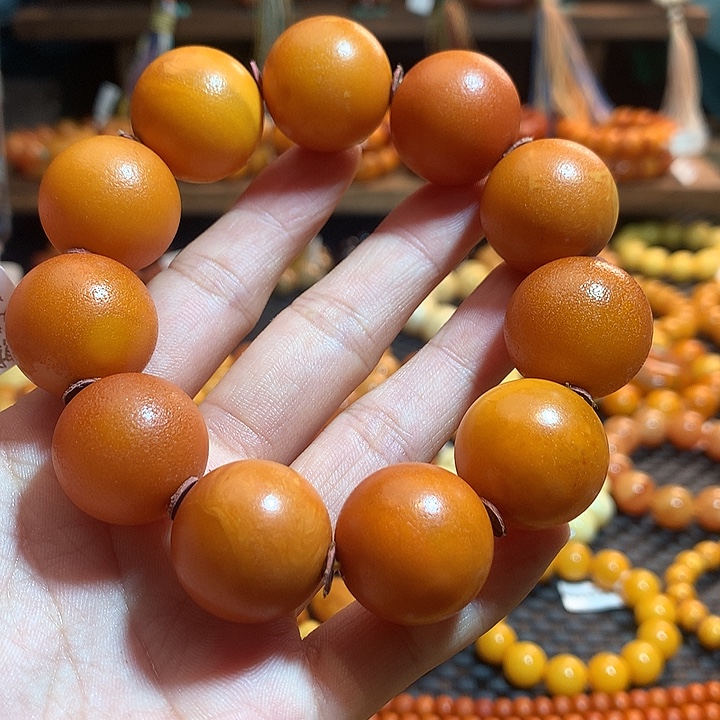 琥珀未镶嵌手链蜜蜡