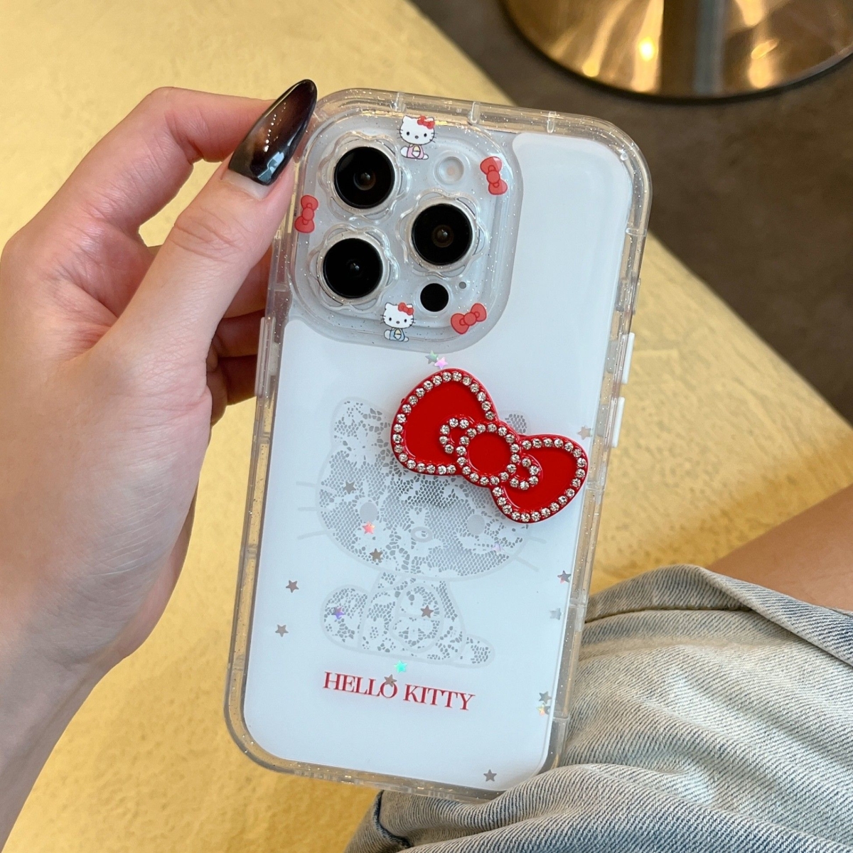 花朵镜头闪钻镂空蕾丝蝴蝶结KT猫适用iphone16promax苹果15ProMa