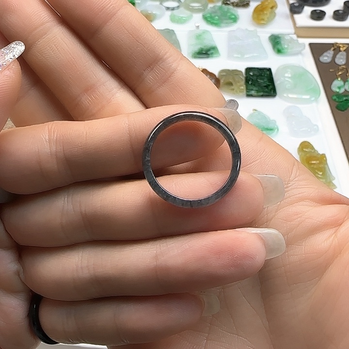 翡翠颈饰未镶嵌圈口20