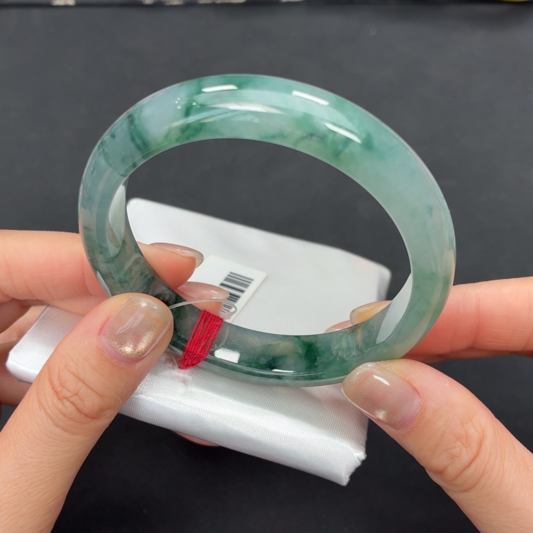 翡翠未镶嵌手镯5657