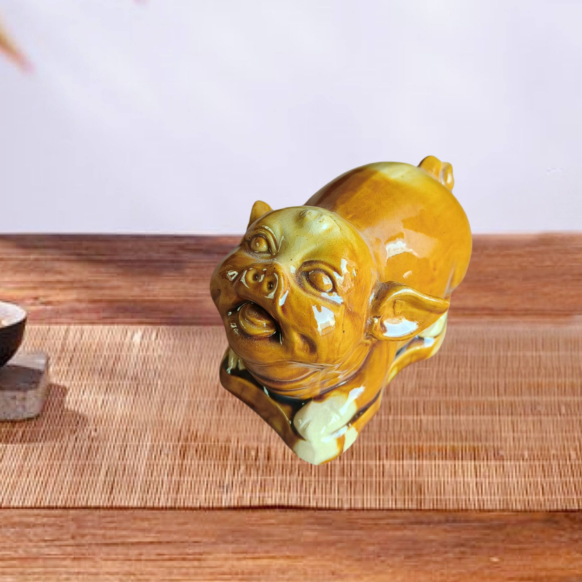 唐三彩小胖猪生肖陶瓷摆件工艺品客厅办公室博古架桌面中式摆设