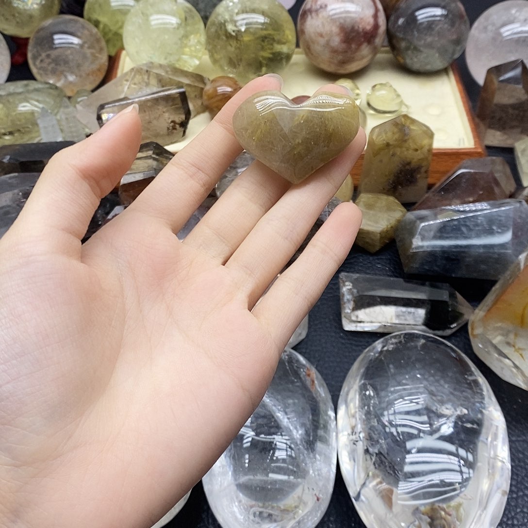 未镶嵌水晶珠宝半成品69水晶石